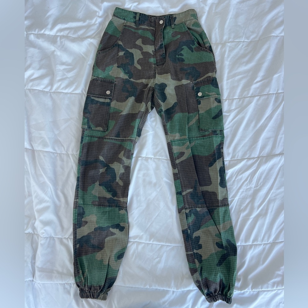 High Rise Camouflage Cargo Pant Joggers